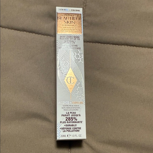 Charlotte Tilbury Other - Charlotte Tilbury Beautiful Skin Foundation in Silver and Gold